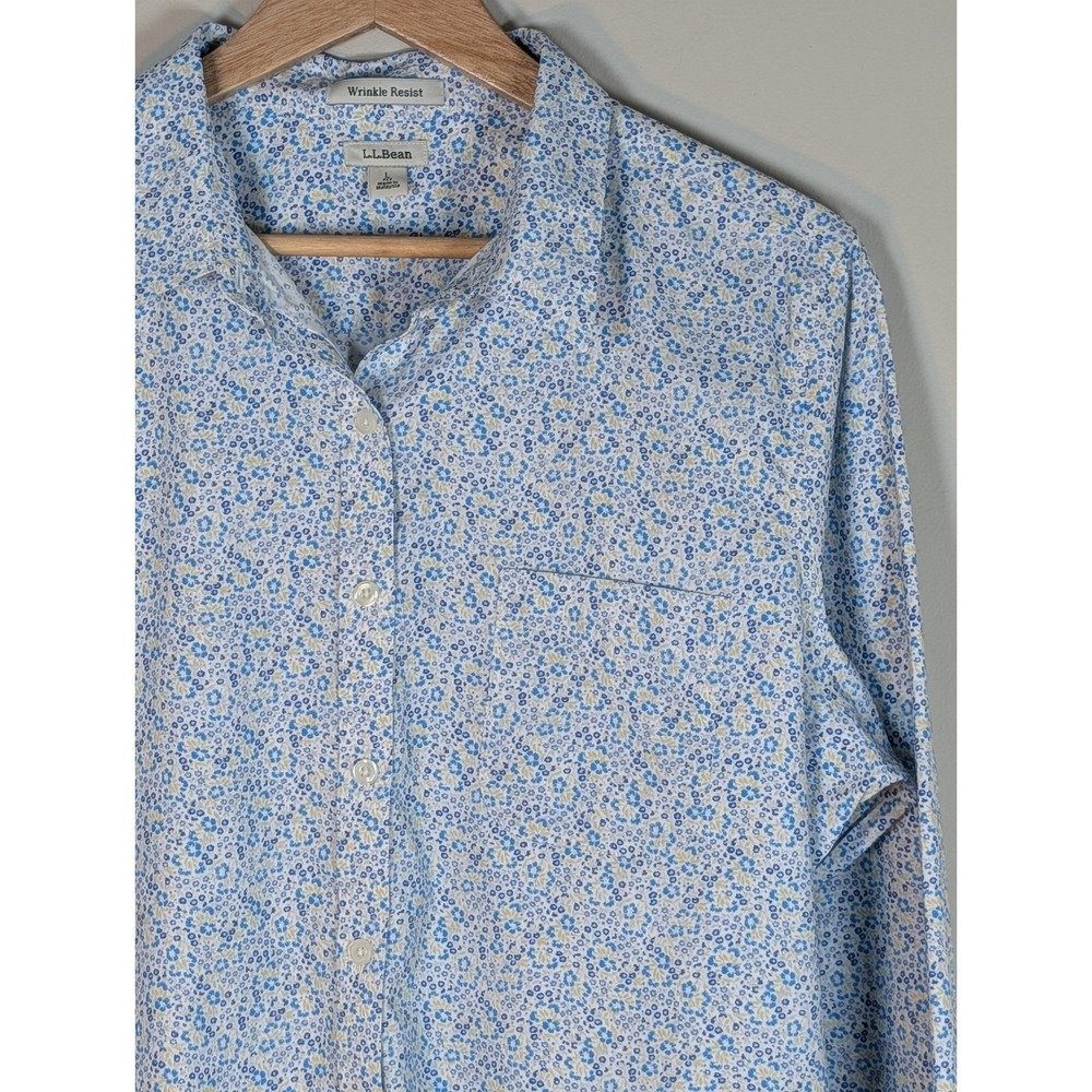 LL BEAN WRINKLE RESISTANT SHIRT Woman Lrg Blue Floral Cotton Button Down Cottage